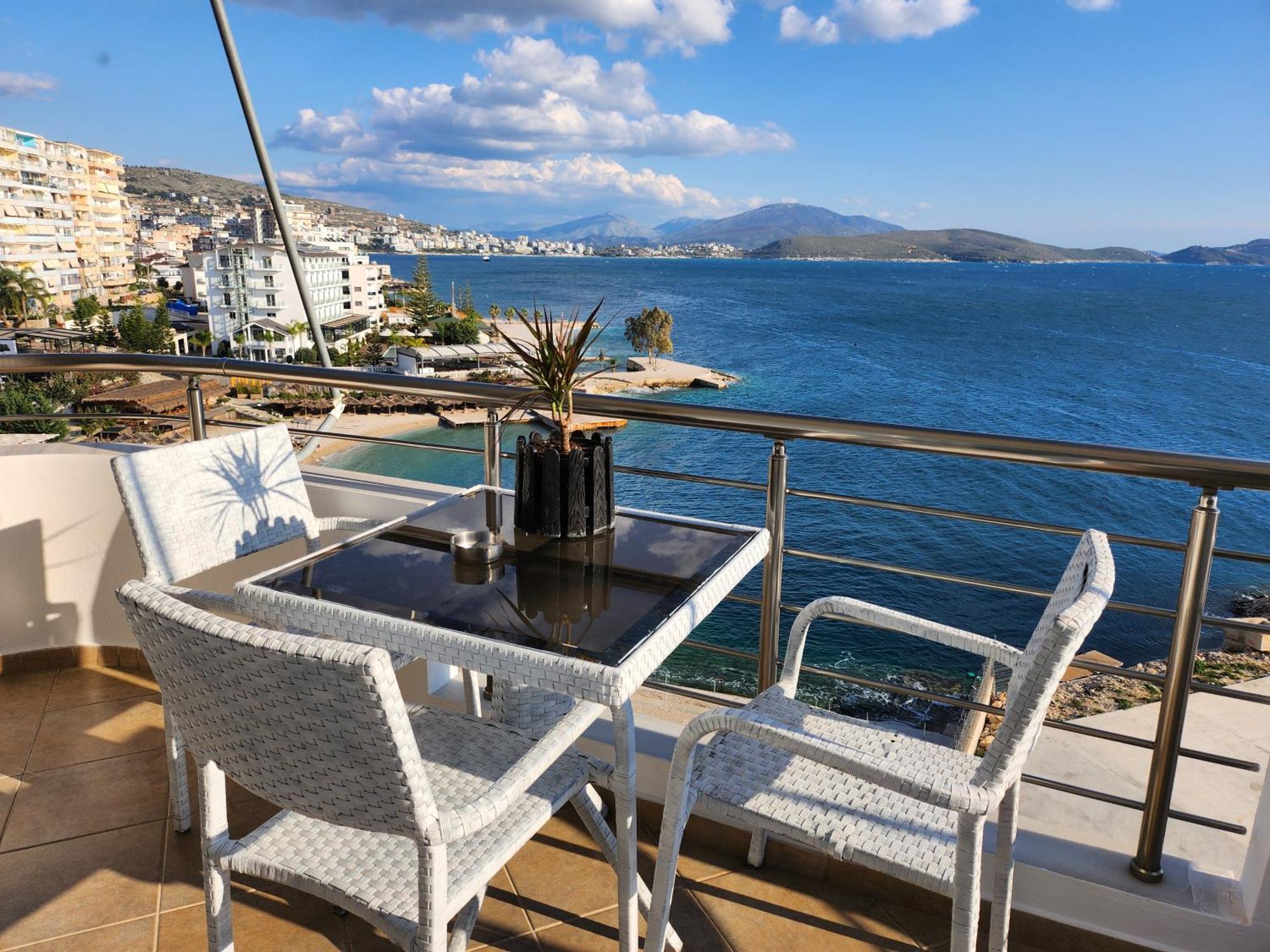 Alpha Seaside Apartment Saranda Kültér fotó