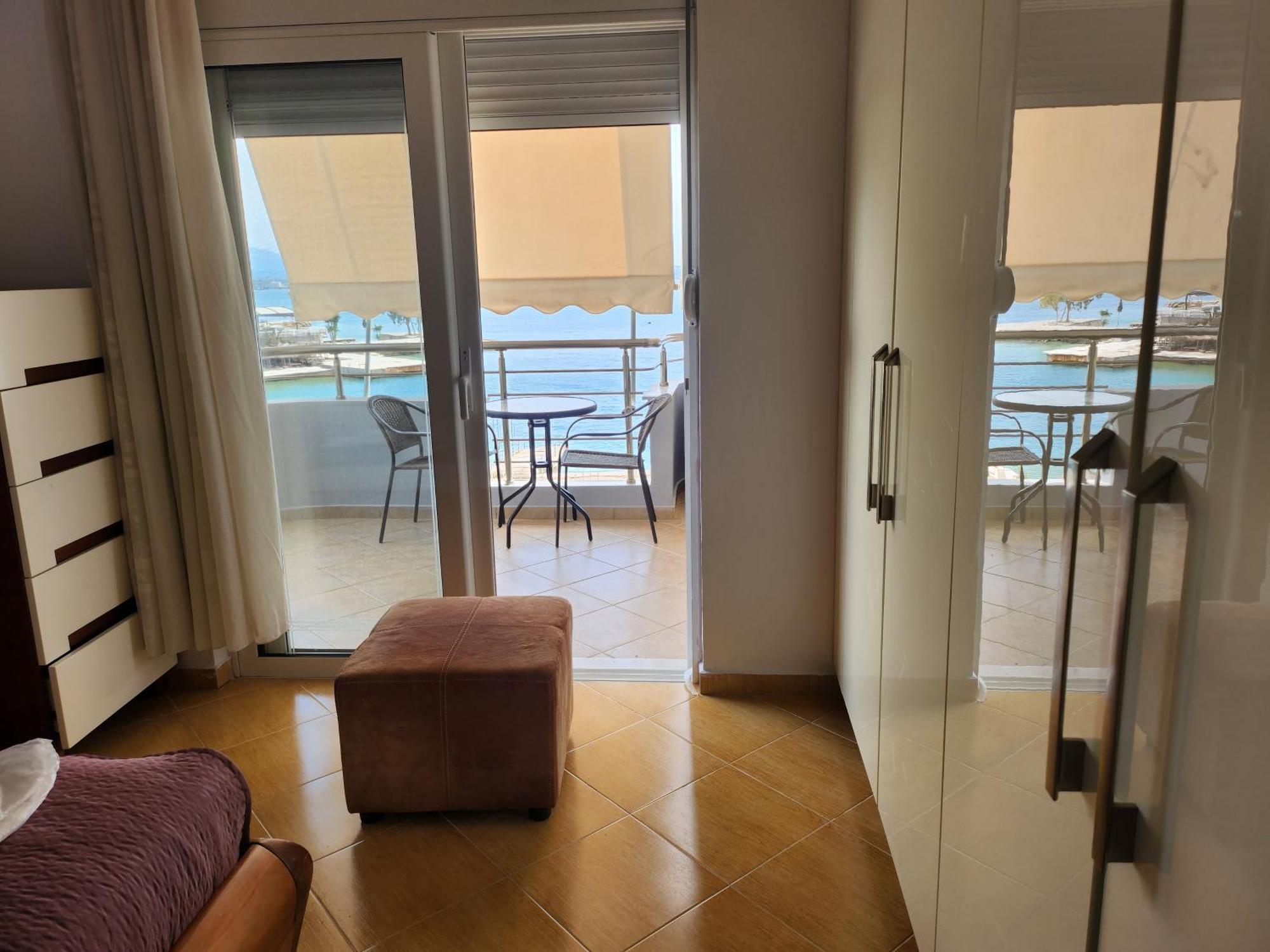 Alpha Seaside Apartment Saranda Kültér fotó